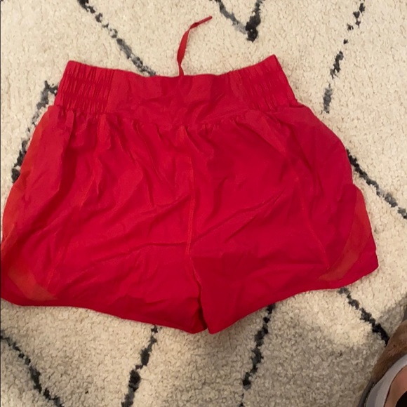 Balance Athletica breeze Short - Hibiscus - M - Picture 4 of 4